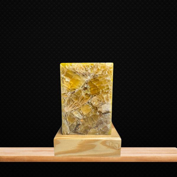 Yellow Calcite lamp (small)